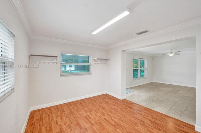 2724 SW 47th St, Fort Lauderdale, FL 33312