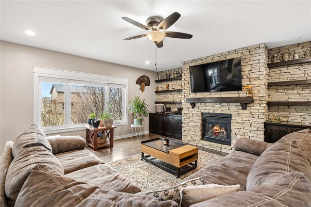 2113 NE 16th Street, Ankeny, IA 50021