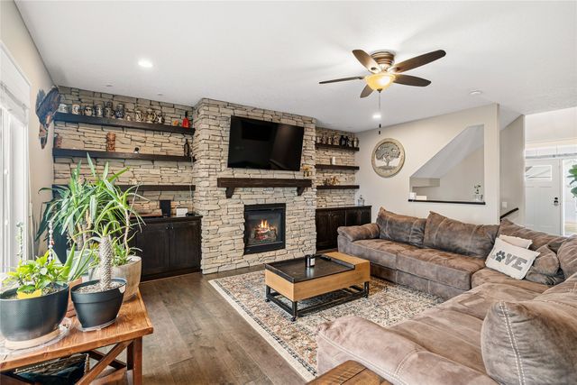 2113 NE 16th Street, Ankeny, IA 50021