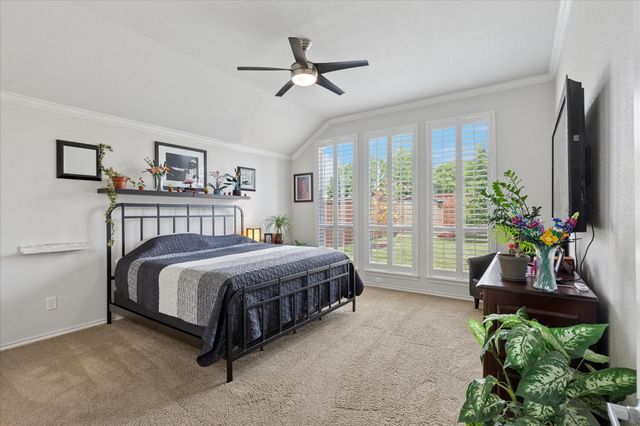 10237 Red Bluff Lane, Fort Worth, TX 76177