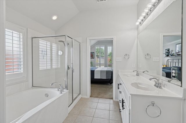 10237 Red Bluff Lane, Fort Worth, TX 76177