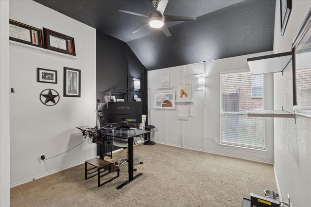 10237 Red Bluff Lane, Fort Worth, TX 76177