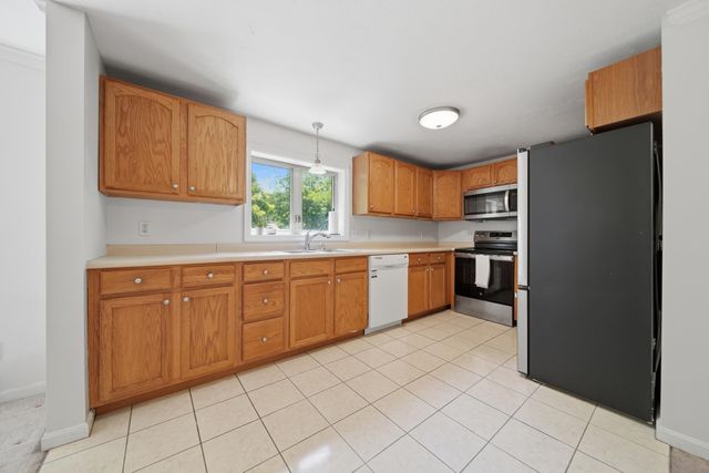 31 Henderson Rd Unit 15, Gilford, NH 03249