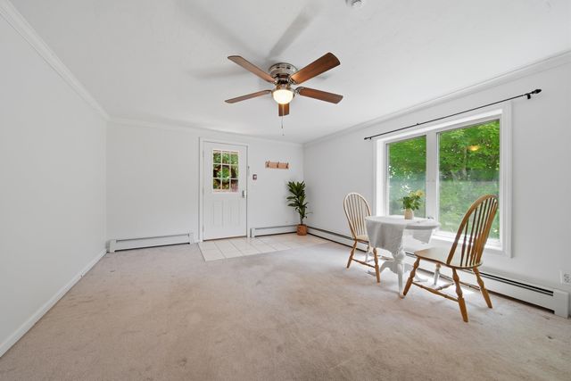 31 Henderson Rd Unit 15, Gilford, NH 03249