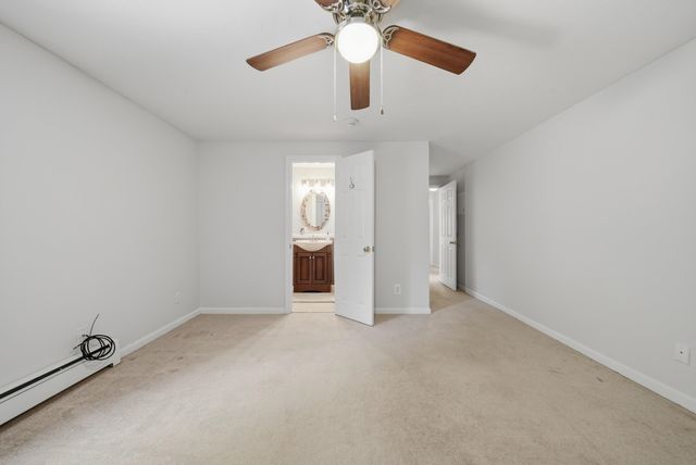31 Henderson Rd Unit 15, Gilford, NH 03249
