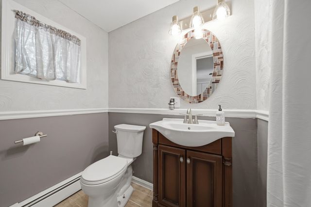 31 Henderson Rd Unit 15, Gilford, NH 03249