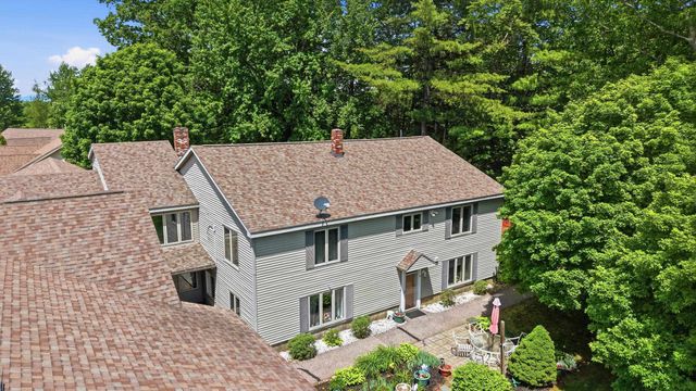 31 Henderson Rd Unit 15, Gilford, NH 03249