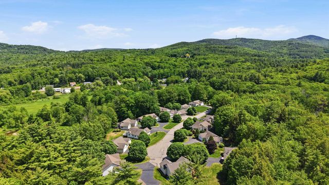 31 Henderson Rd Unit 15, Gilford, NH 03249
