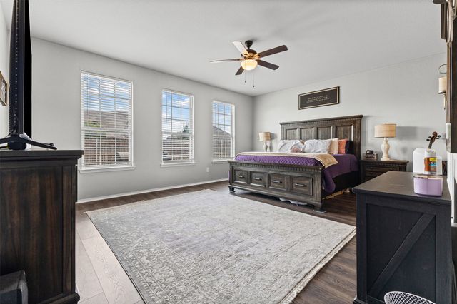 227 Hackney Street, Waxahachie, TX 75165