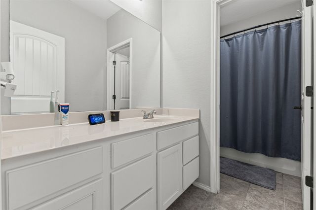 227 Hackney Street, Waxahachie, TX 75165