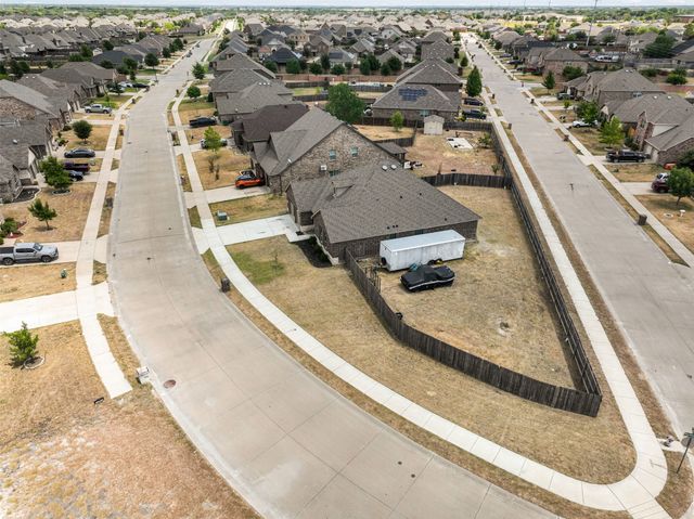 227 Hackney Street, Waxahachie, TX 75165
