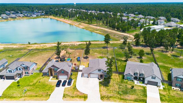 6130 Hazel Lake Drive, Conroe, TX 77303
