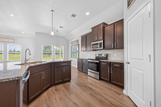 6130 Hazel Lake Drive, Conroe, TX 77303