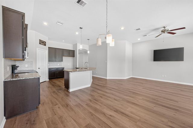 6130 Hazel Lake Drive, Conroe, TX 77303