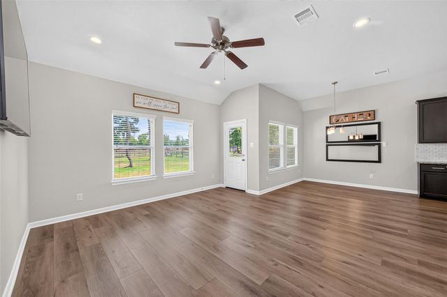 6130 Hazel Lake Drive, Conroe, TX 77303