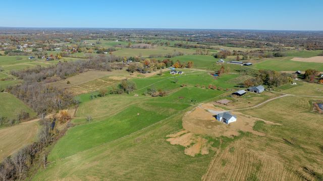 1765 B Leesburg Newtown Road, Paris, KY 40361