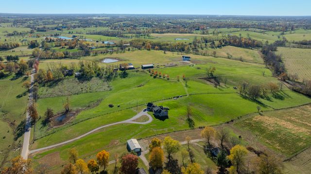 1765 B Leesburg Newtown Road, Paris, KY 40361