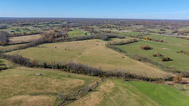 1765 B Leesburg Newtown Road, Paris, KY 40361