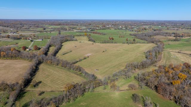 1765 B Leesburg Newtown Road, Paris, KY 40361