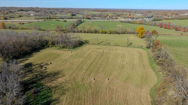 1765 B Leesburg Newtown Road, Paris, KY 40361