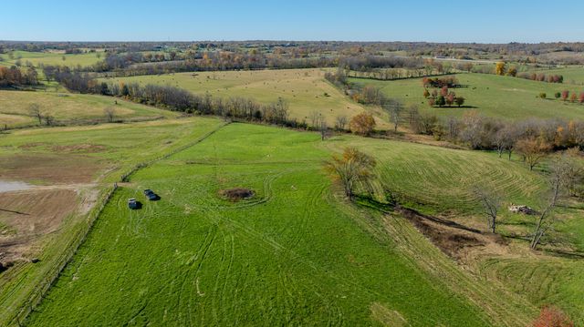 1765 B Leesburg Newtown Road, Paris, KY 40361