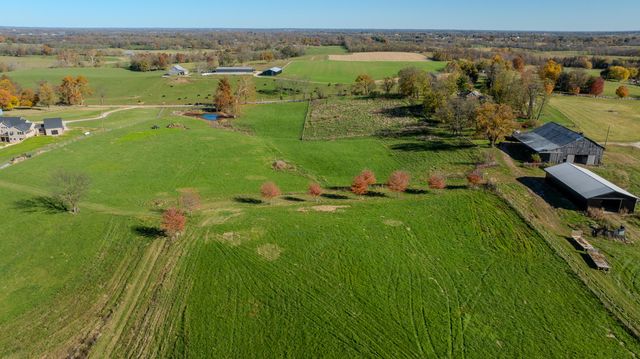 1765 B Leesburg Newtown Road, Paris, KY 40361