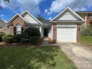 10322 Layton Ridge Lane, Charlotte, NC 28214