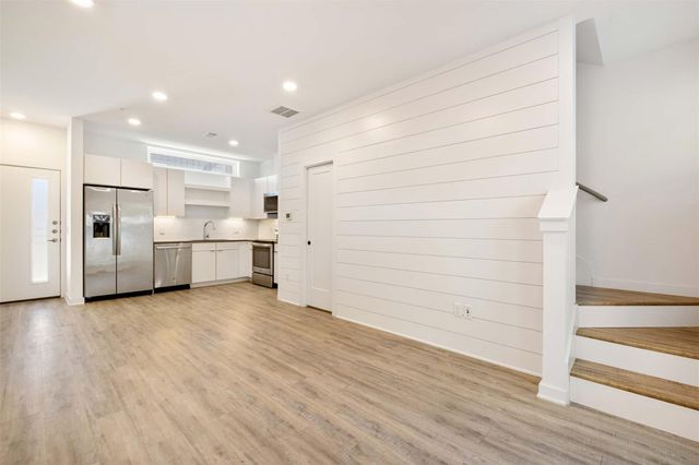 5924 S Congress Ave 103, Austin, TX 78745