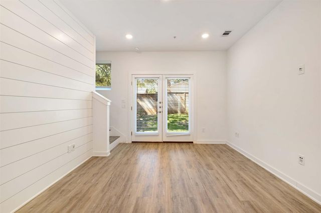 5924 S Congress Ave 103, Austin, TX 78745