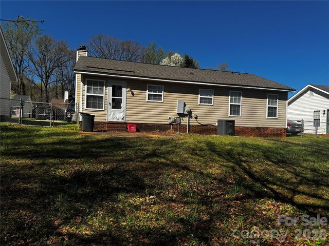 3648 High Laurel Lane, Charlotte, NC 28269