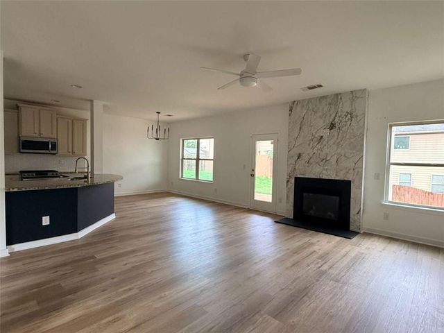 4024 Lucas Lane, Ellenwood, GA 30294