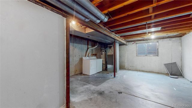 5735 W 2nd Avenue, Lakewood, CO 80228