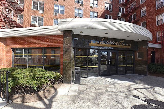 63-11 Queens Boulevard D21, Woodside, NY 11347