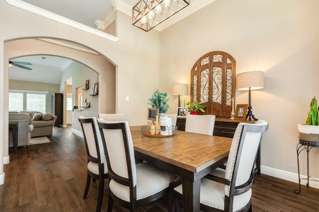 115 Warbler Ct, Richwood, TX 77531