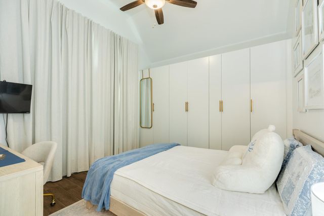 115 Warbler Ct, Richwood, TX 77531