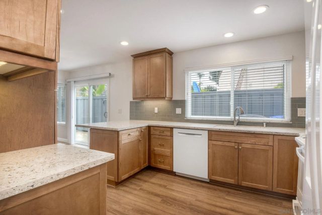 3532 Woodland Way, Carlsbad, CA 92008