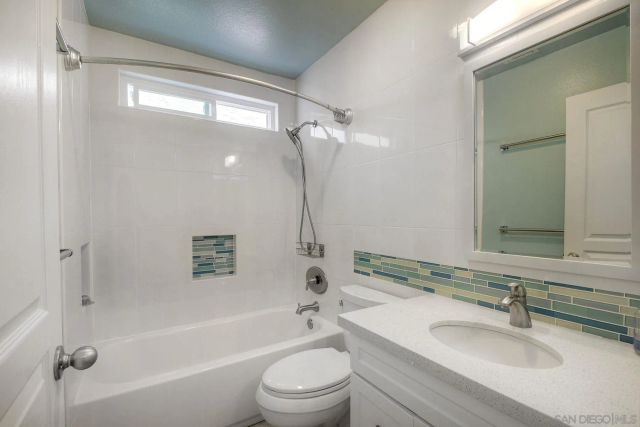 3532 Woodland Way, Carlsbad, CA 92008