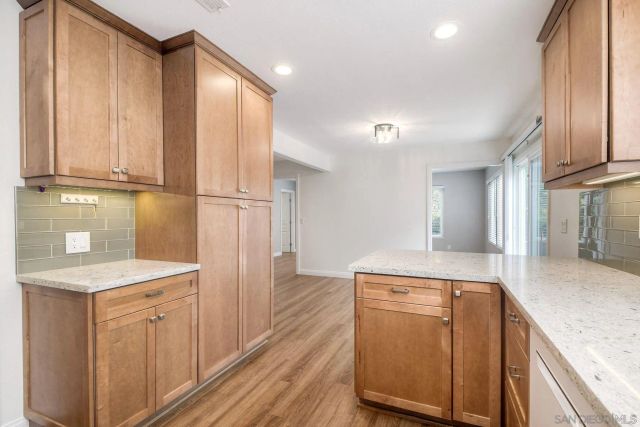 3532 Woodland Way, Carlsbad, CA 92008