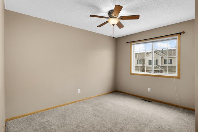 4843 Bisset Lane, Inver Grove Heights, MN 55076