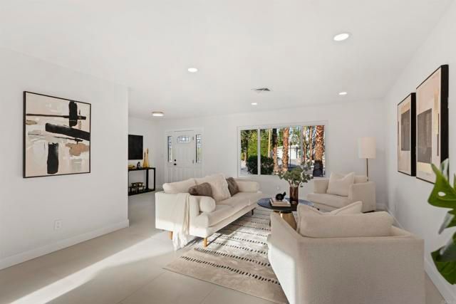 1111 S San Joaquin, Palm Springs, CA 92264