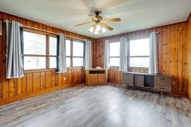 812 Betsy Pack Drive, Jasper, TN 37347