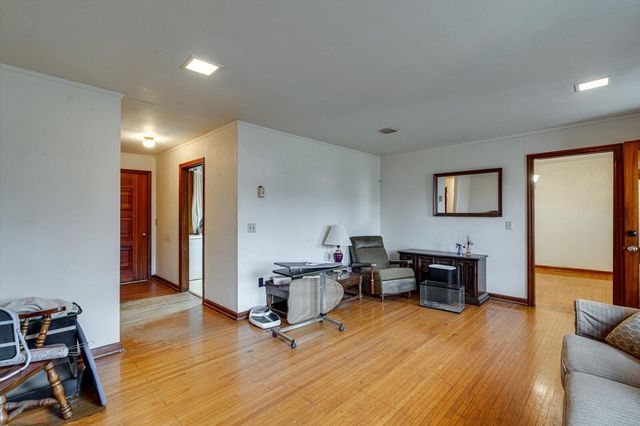 812 Betsy Pack Drive, Jasper, TN 37347