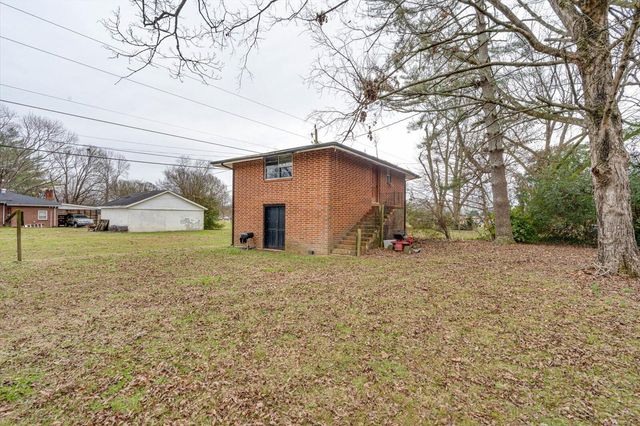 812 Betsy Pack Drive, Jasper, TN 37347