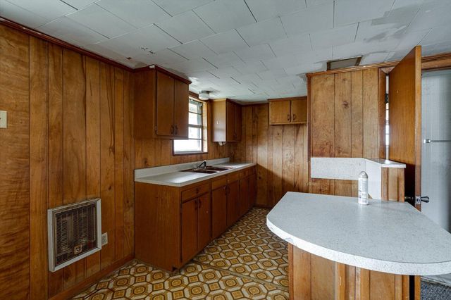 812 Betsy Pack Drive, Jasper, TN 37347