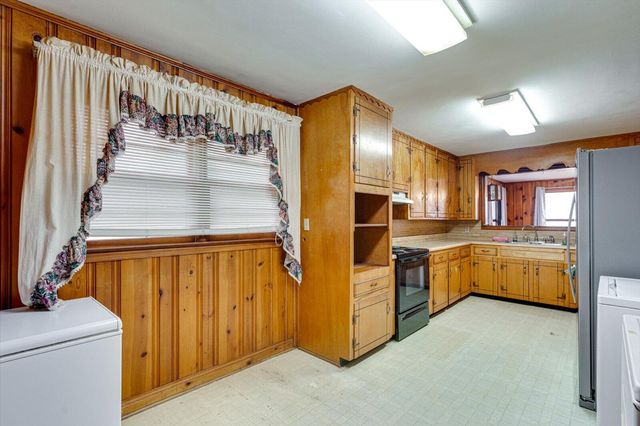 812 Betsy Pack Drive, Jasper, TN 37347