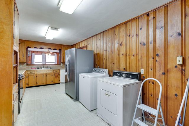 812 Betsy Pack Drive, Jasper, TN 37347