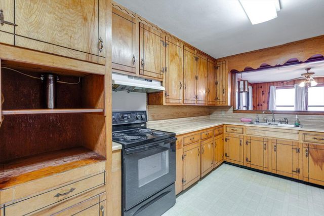 812 Betsy Pack Drive, Jasper, TN 37347