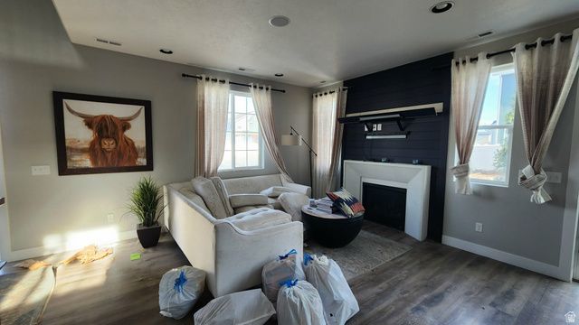 1951 W PARKVIEW DR, Syracuse, UT 84075