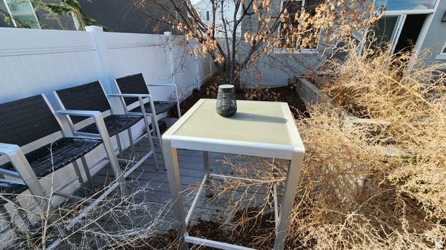 1951 W PARKVIEW DR, Syracuse, UT 84075