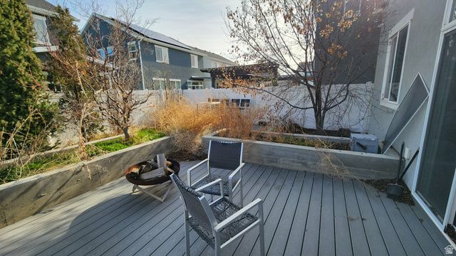 1951 W PARKVIEW DR, Syracuse, UT 84075